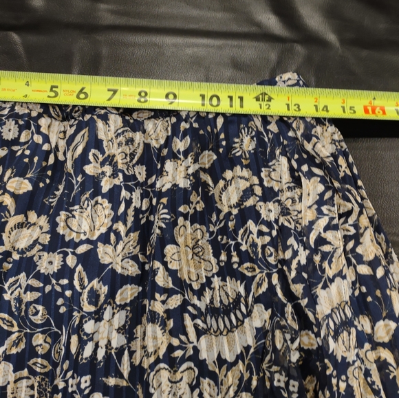 Knox Rose Midi Skirt - Picture 3 of 3